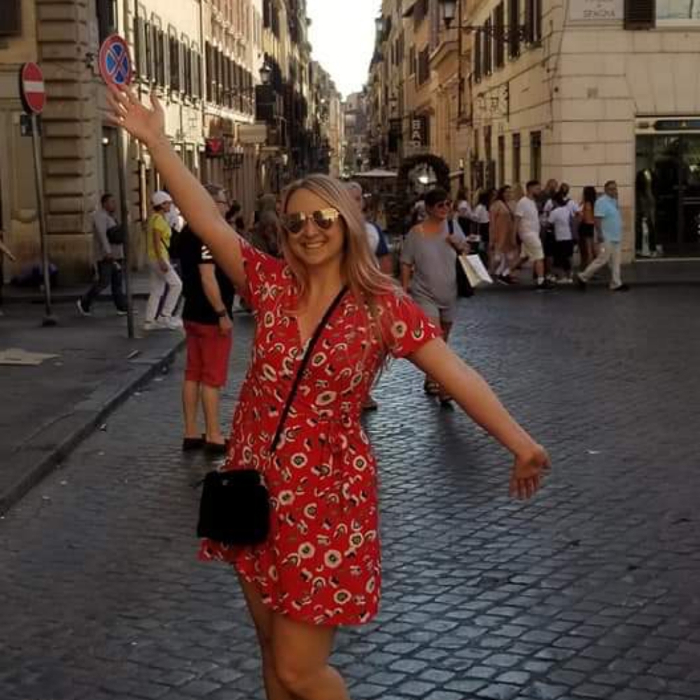 Meet your Posher, Ashley